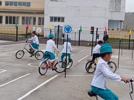 Площадка для обучения детей безопасному движению на дорогах открылась в Забайкалье по программе КРСТ