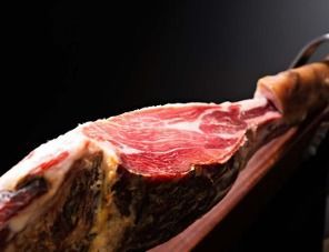 Уральский мясокомбинат «Сибагро» освоил классическую рецептуру испанского хамона