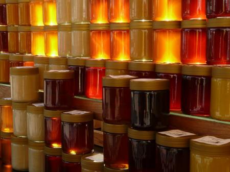 На конкурсе «Лучший мед России» в Чечне представили более 350 видов меда со всей страны
