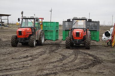 Аграрии ДНР готовят сельхозтехнику к старту посевной