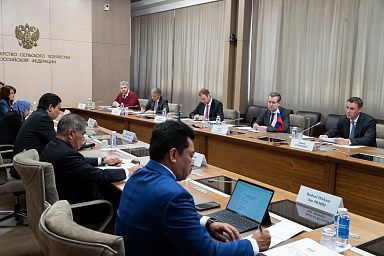 Главы аграрных ведомств России и Малайзии обсудили перспективы сотрудничества в сфере АПК