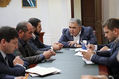 В Минсельхозпроде Республики Дагестан обсудили вопросы развития сельского хозяйства Акушинского района