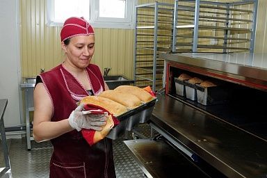 В пекарнях сел и факторий Ямала произведено порядка 990 тонн хлеба