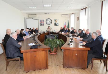 Глава Минсельхозпрода Дагестана провел заседание оперштаба по обеспечению устойчивого функционирования АПК Дагестана