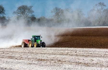 Липецкие предприятия получат господдержку на известкование почв и орошение