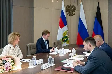 Оксана Лут обсудила задачи развития АПК Донецкой Народной Республики с Денисом Пушилиным