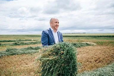 Сергей Артамонов рассказал об итогах весенних полевых работ в Чувашии