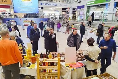 На «Фермерских рядах» в Иванове свою продукцию представили более 20 местных сельхозпроизводителей