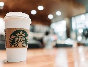 Сеть Starbucks в России купят Антон Пинский, Тимати и экс-глава Кабардино-Балкарии
